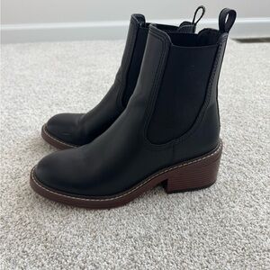 Steve Madden Chelsea Boots